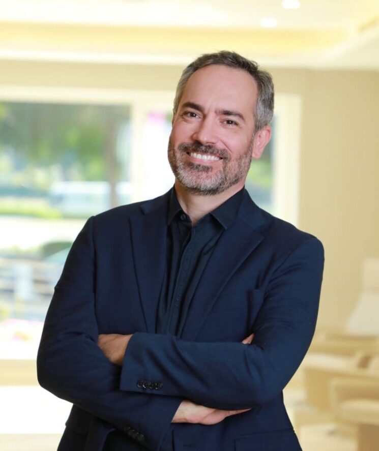 Dr.-Paulo-Michels-e1736344188664.jpg